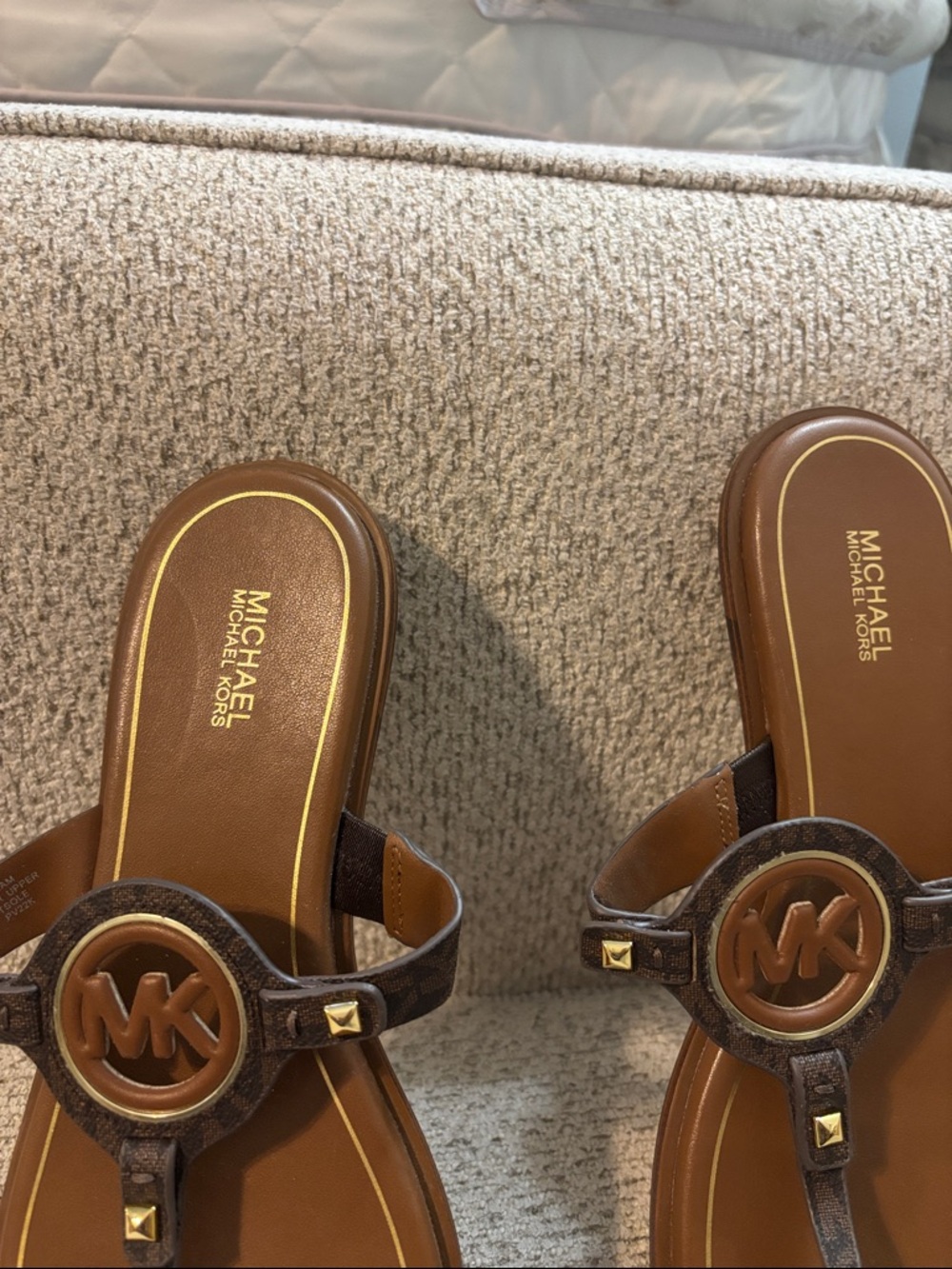 Michael Kors Brown Logo Thong Sandals - Picture 3 of 8
